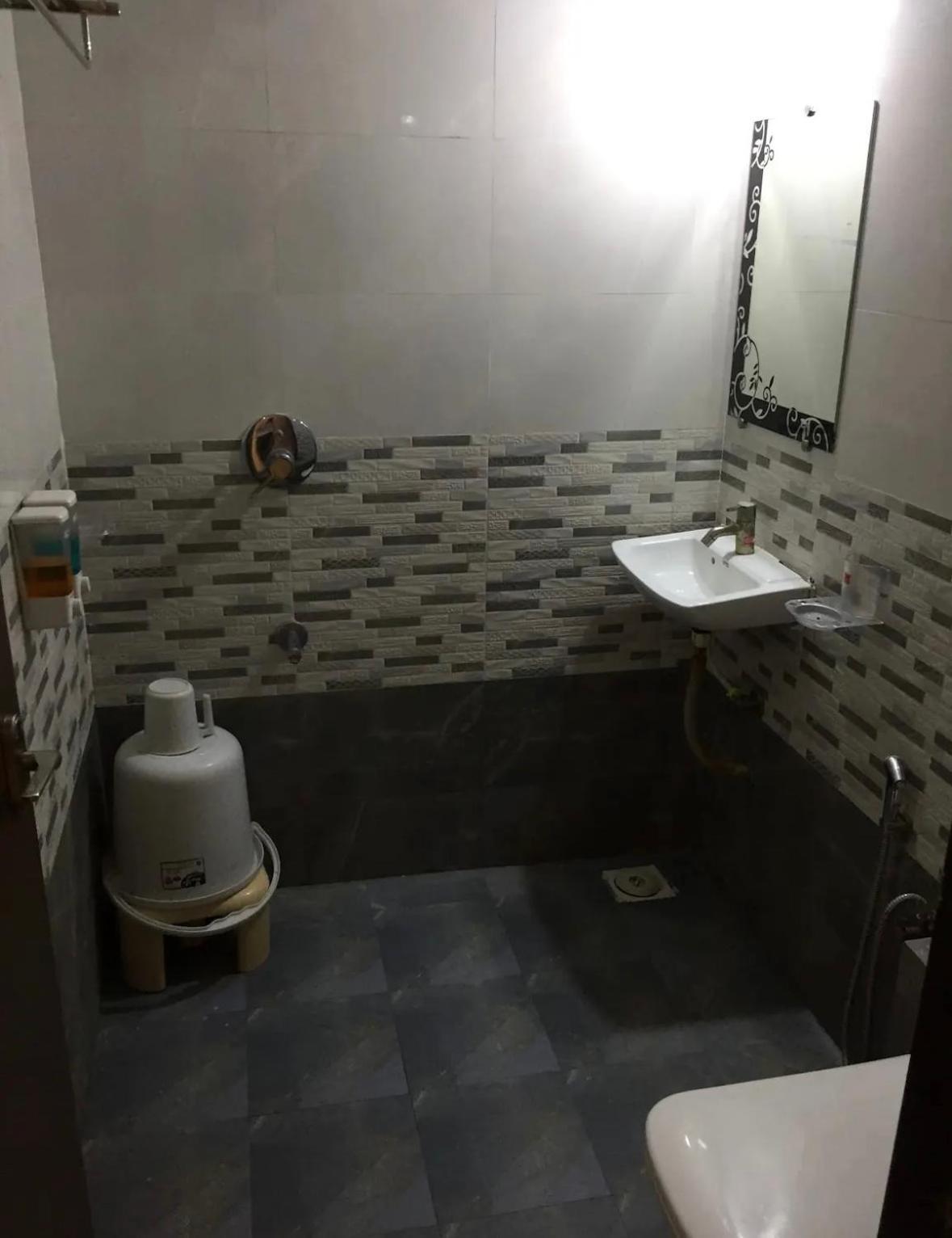 Hotel Bluediamond Bardoli Buitenkant foto