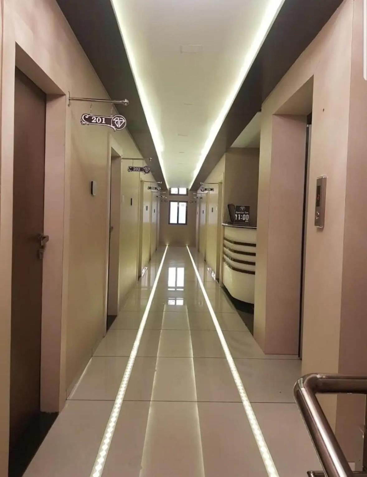 Hotel Bluediamond Bardoli Buitenkant foto